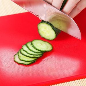 POLYETHYLENE CHOPPING BOARD